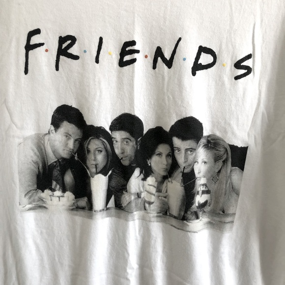 Friends T-Shirt - Picture 2 of 3